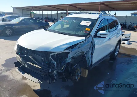 2017 Nissan Rogue Sv z USA, uszkodzony, nr VIN KNMAT2MV4HP528804